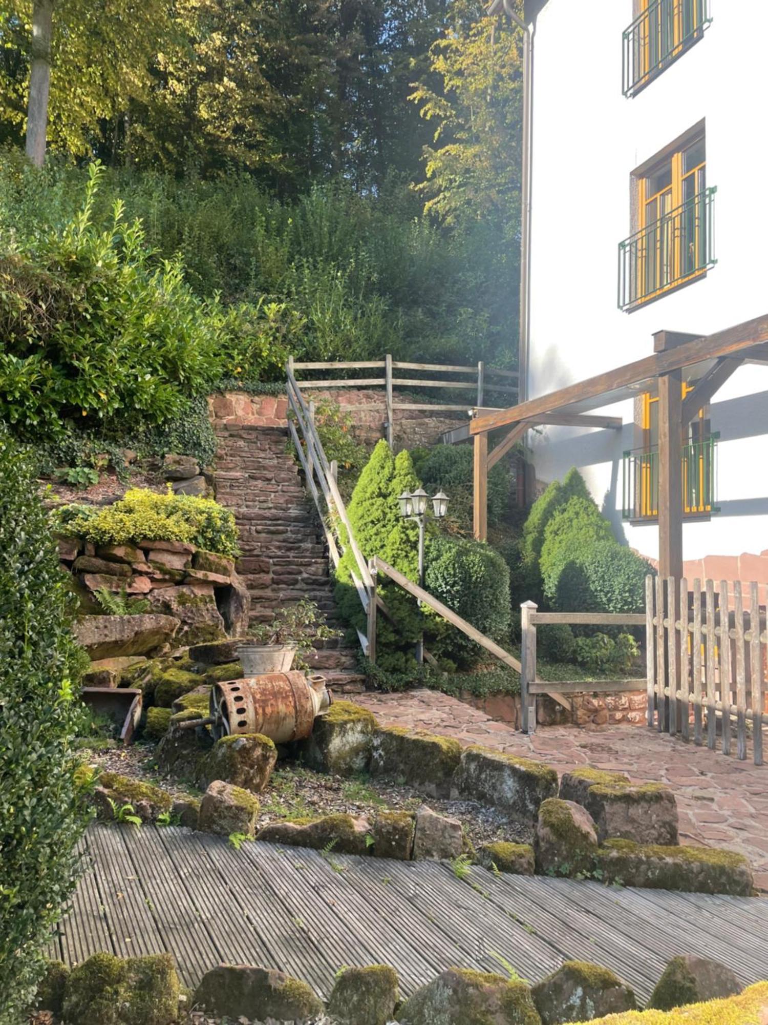 Pension Untere Muehle Burghaun Extérieur photo